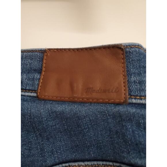 Women's Madewell Medium Wash High-Rise Cut-Off Denim Jean Shorts | Size 30 - Picture 7 of 9